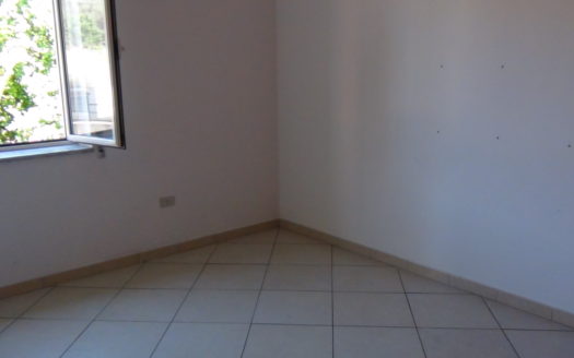 Affitto appartamento uso ufficio a Cantinella