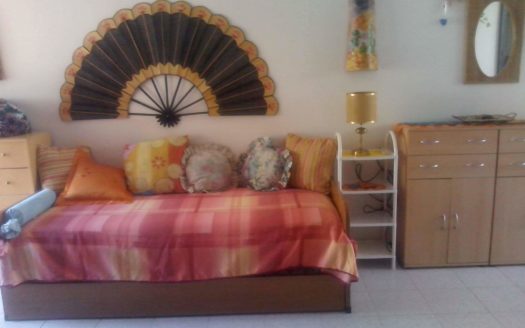 Vendesi Appartamento a Torremezzo.