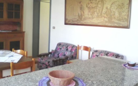 Vendesi o Fittasi Appartamento a Lecce.