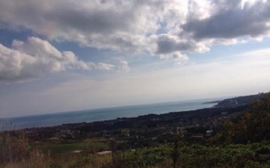 3 bedroom ruins for sale Italy – Calabria, Catanzaro, Davoli 	  Rovine di 3 camere da letto in vendita Italia – Calabria, Catanzaro, Davoli