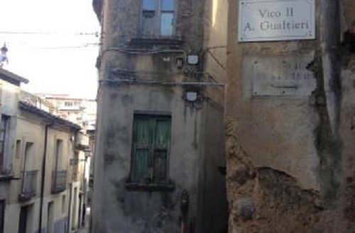3 bedroom ruins for sale Italy – Calabria, Catanzaro, Davoli 	  Rovine di 3 camere da letto in vendita Italia – Calabria, Catanzaro, Davoli