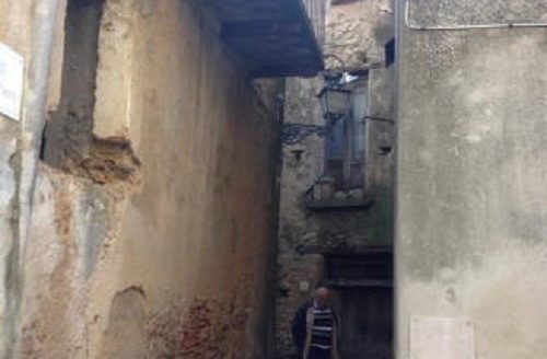 3 bedroom ruins for sale Italy – Calabria, Catanzaro, Davoli 	  Rovine di 3 camere da letto in vendita Italia – Calabria, Catanzaro, Davoli