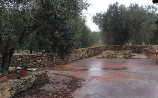 10 bedroom country house for sale Italy – Apulia, Lecce, Squinzano €1,500,000 	  10 camere da letto casa di campagna in vendita Italia – Puglia, Lecce, Squinzano € 1.500.000