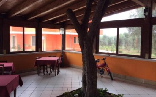 10 bedroom country house for sale Italy – Apulia, Lecce, Squinzano €1,500,000 	  10 camere da letto casa di campagna in vendita Italia – Puglia, Lecce, Squinzano € 1.500.000