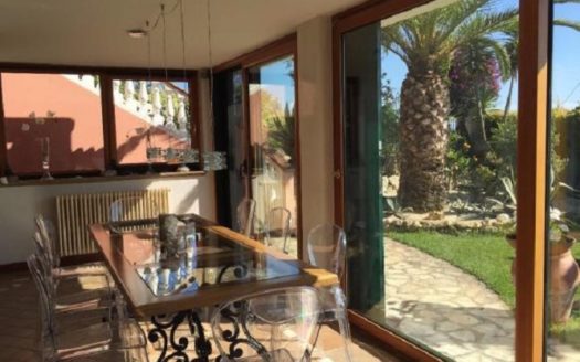 4 bedroom villa for sale Italy – Capo Vaticano, Vibo Valentia, Calabria     Villa con 4 camere da letto in vendita Italia – Capo Vaticano, Vibo Valentia, Calabria