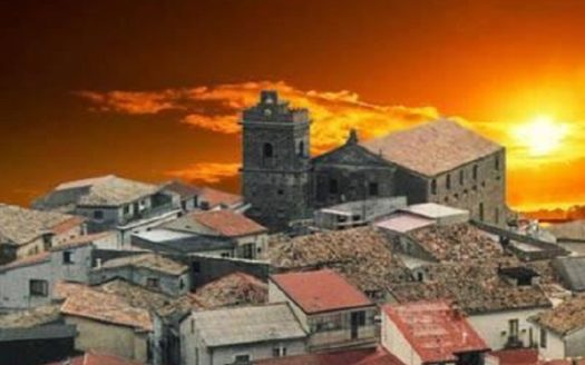 3 bedroom ruins for sale Italy – Calabria, Catanzaro, Montauro   Rovine di 3 camere da letto in vendita Italia – Calabria, Catanzaro, Montauro