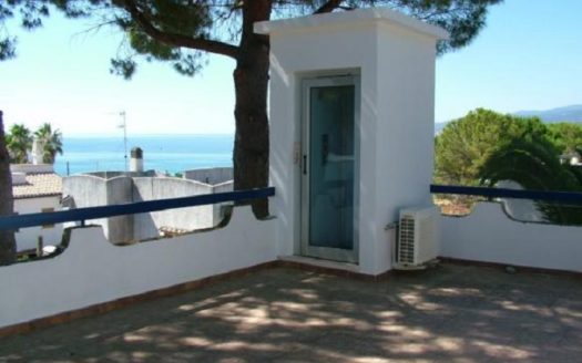 4 bedroom house for sale Italy – Montauro, Catanzaro, Calabria  Casa con 4 camere da letto in vendita Italia – Montauro, Catanzaro, Calabria