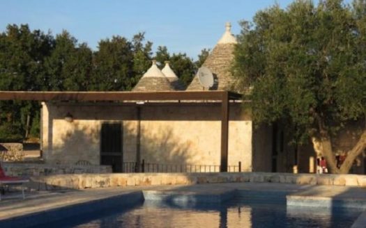 3 bedroom trulli for sale Italy – Martina Franca, Taranto, Apulia 	 Trulli con 3 camere da letto in vendita Italia – Martina Franca, Taranto, Puglia