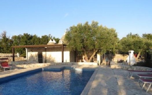 3 bedroom trulli for sale Italy – Martina Franca, Taranto, Apulia 	 Trulli con 3 camere da letto in vendita Italia – Martina Franca, Taranto, Puglia