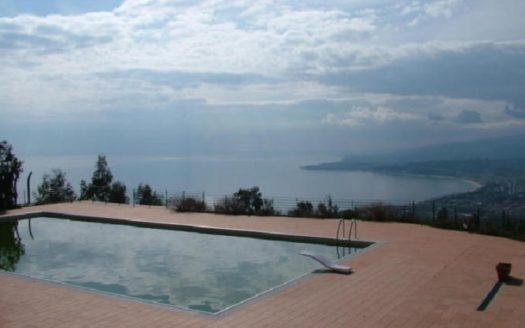 3 bedroom semi-detached house for sale Italy – Calabria, Catanzaro, Staletti  Casa bifamiliare con 3 camere da letto in vendita Italia – Calabria, Catanzaro, Staletti