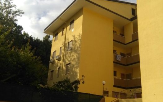 Vendesi Appartamento a Guardia Piemontese Terme