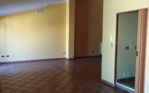 Vendesi Mansarda a Spezzano Albanese
