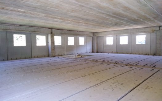 Vendesi Capannone industriale a Cosenza