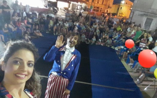 Nevis e Asya I Maghi Delle Feste.