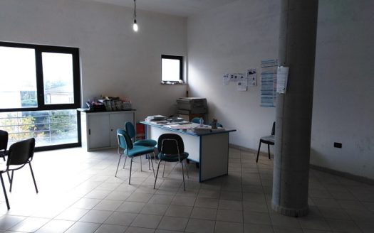 Vendesi Locale Commerciale a Spezzano Albanese