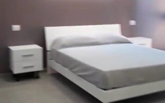 Vendesi Mansarda a Mirto.