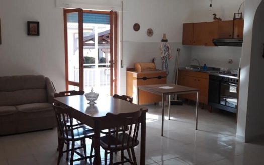 Appartamento in vendita a Pietrapaola.