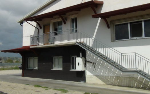 Vendesi Capannone di 500 mq nella Z.I. di Bisignano.