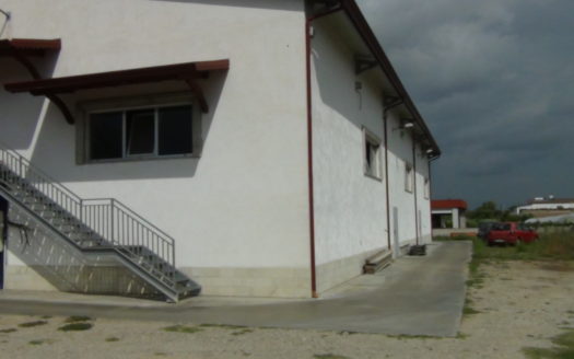 Vendesi Capannone di 500 mq nella Z.I. di Bisignano.