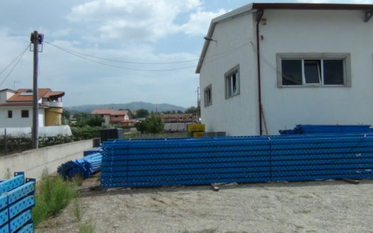 Vendesi Capannone di 500 mq nella Z.I. di Bisignano.