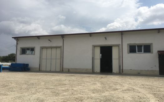 Vendesi Capannone di 500 mq nella Z.I. di Bisignano.