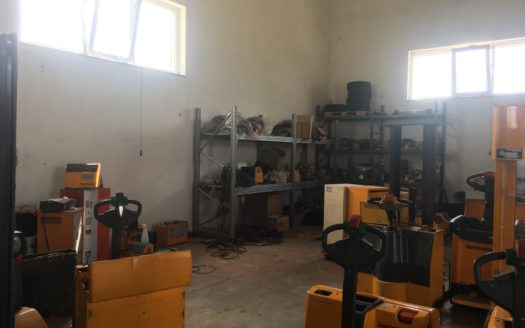 Vendesi Capannone di 500 mq nella Z.I. di Bisignano.