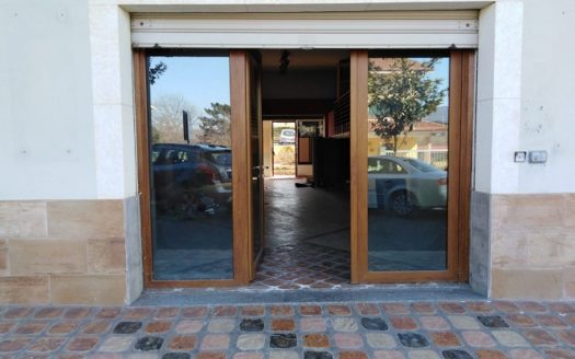 Vendesi locale commerciale a Rogliano