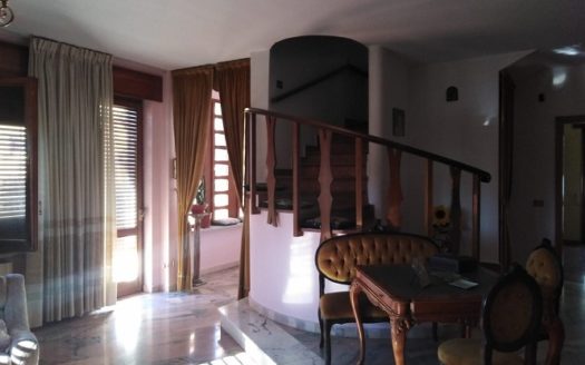 Vendesi Villa a Grimaldi