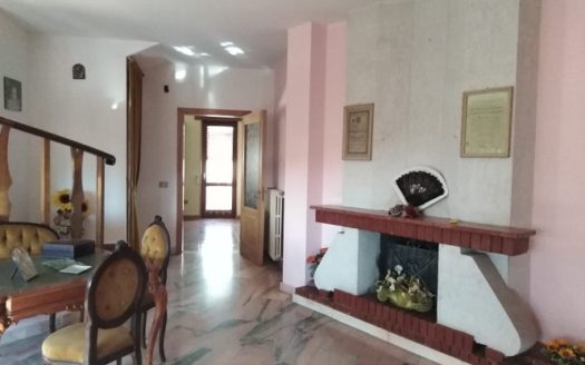 Vendesi Villa a Grimaldi