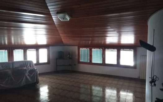 Vendesi Villa a Grimaldi