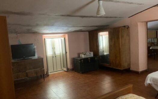 Terratetto plurifamiliare via L. Pietra, Mongrassano