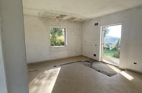 Costruzione in vendita in via Padula, Bisignano