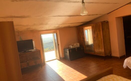 Terratetto plurifamiliare via L. Pietra, Mongrassano